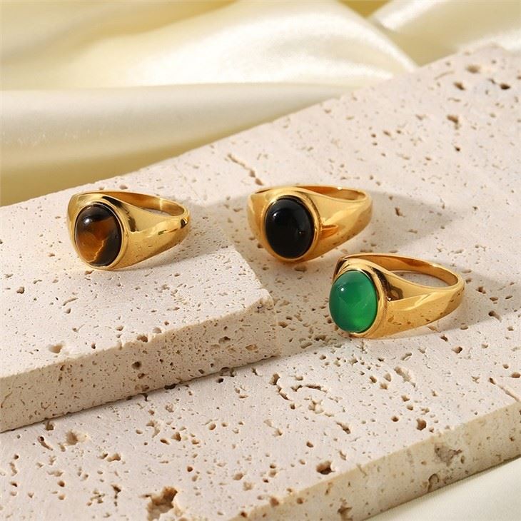 18k gold tiger eye ring