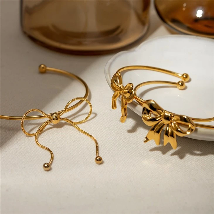 Bow Tie Bangle